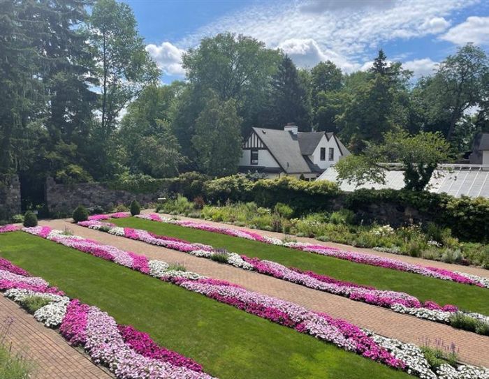 Cranbrook House and Gardens