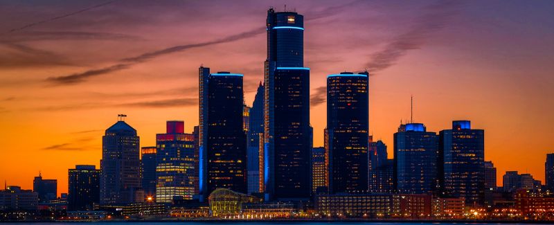 A sunset over the Detroit skyline