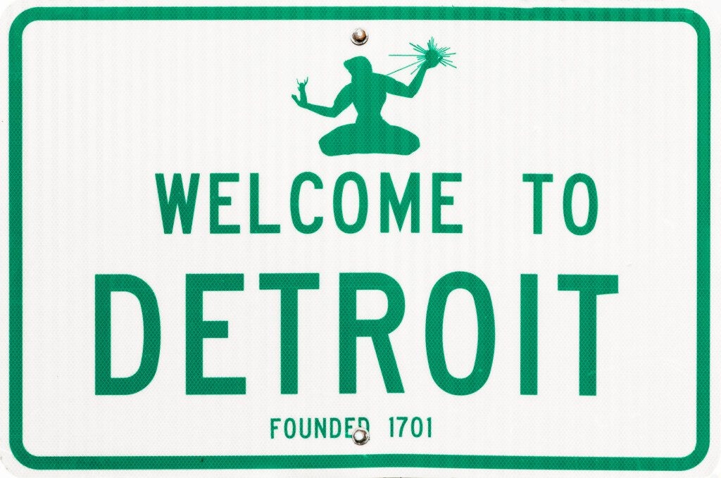 Welcome to Detroit sign